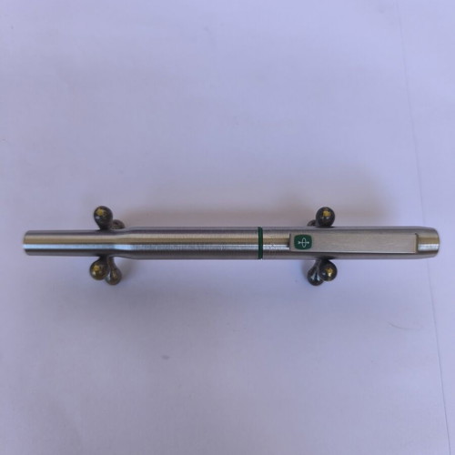 Parker 25 pen used, stainless steel with green details