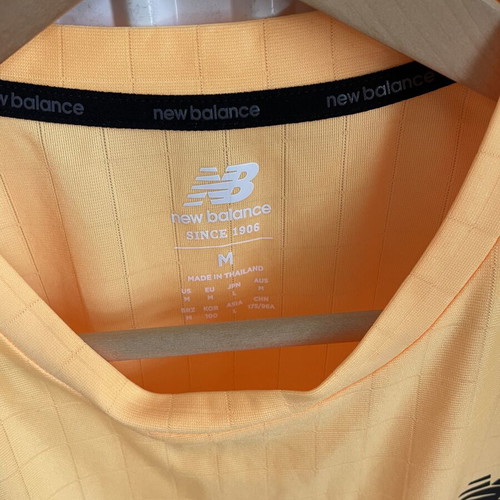 New Balance men's t-shirt like new, orange, size M