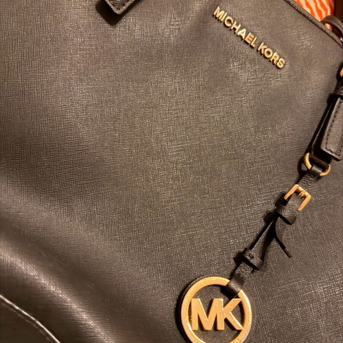Michael Kors shoulder bag large like new, black