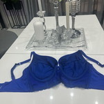 Women's bra with wide back and rich push up, new, size 85D