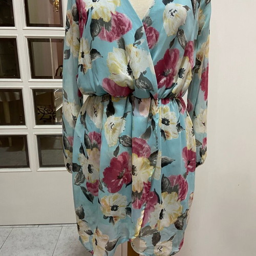Peppermint dress like new, multicolored, romantic