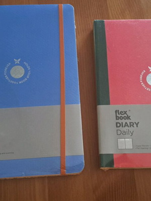 Flexbook notebooks new, pack of 2, large and small