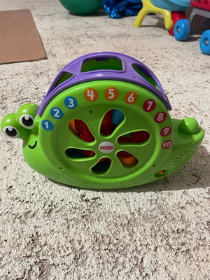 Fisher Price musical snail like new