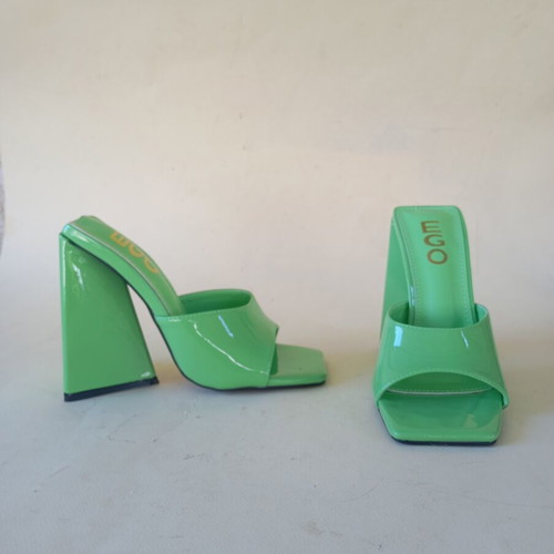 Mules green, new, size 36, patent leather