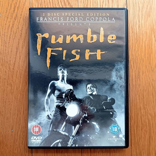 Rumble Fish (Ο Αταίριαστος) DVD μεταχειρισμένο, 2 δίσκοι, δράμα κοινωνικό