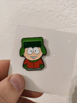 South Park Kyle pin like new