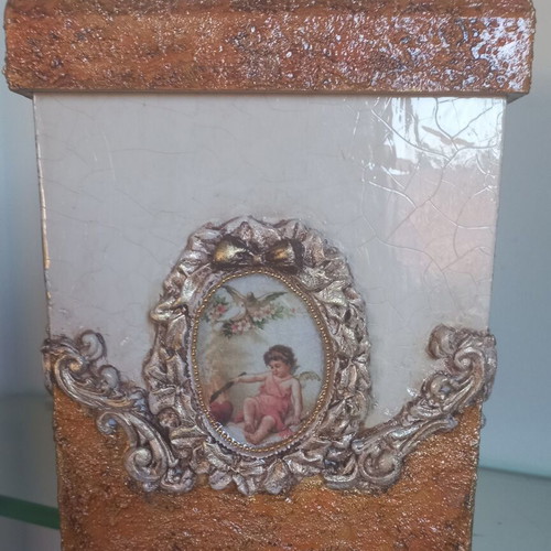 Decorative box new, handmade, wooden 17.5×13 cm