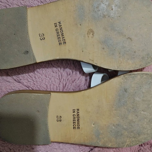 Iris white leather slippers with gold details, like new, size 38
