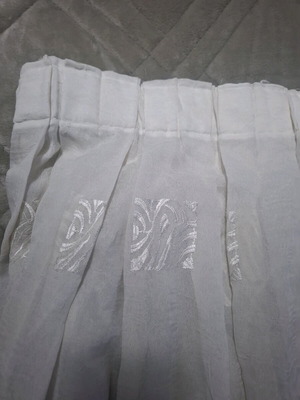 Cream curtains set of 2 pieces like new