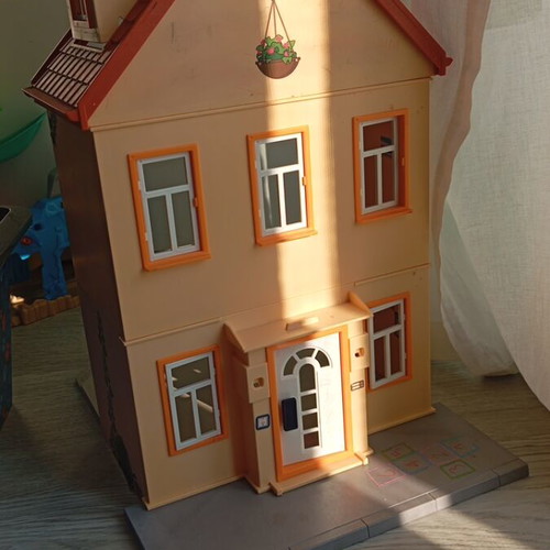 Playmobil My Pretty Play-House used, missing some accessories
