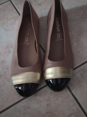 Comfort women's pumps used, size 38, beige and black