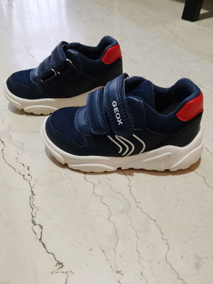 Geox B Ciufciuf Boy shoes like new, breathable technology, dark blue
