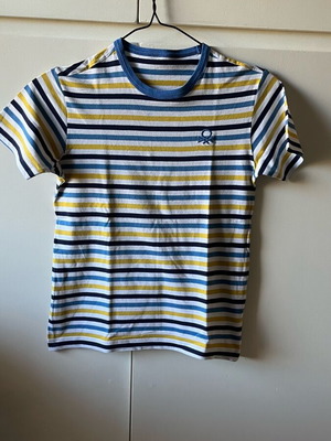T-shirt Benetton striped used for 8-9 years, 140 cm