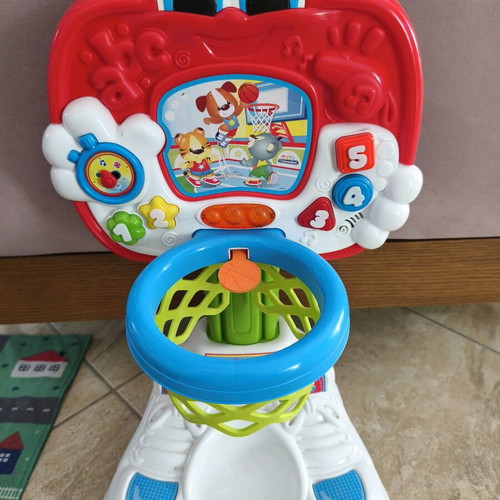 Baby Clementoni basketball toy used, for babies 18+ months