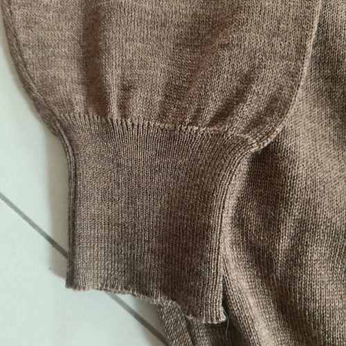 Men's blouse with collar brown diamonds, 50% merino wool, like new, size L