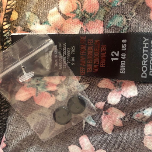 Dorothy Perkins floral short-sleeve dress new, size L