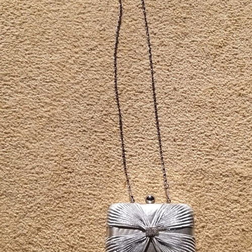 Evening bag used with chain strap