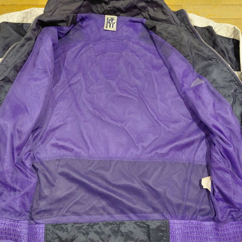 Nike International Purple Windbreaker jacket XL used loose fit embroidered logo 90s