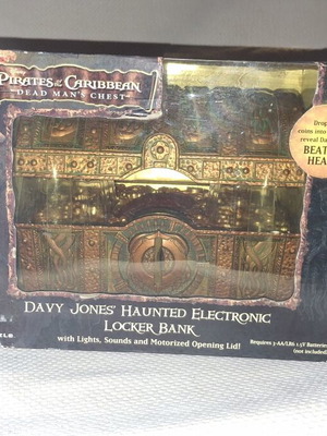 Pirates of the Caribbean Davy Jones ηλεκτρονικός κουμπαράς, σφραγισμένο