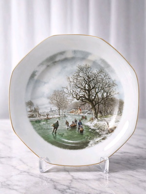 Decorative plate Christmas Day by Karkkock like new, Bavaria porcelain