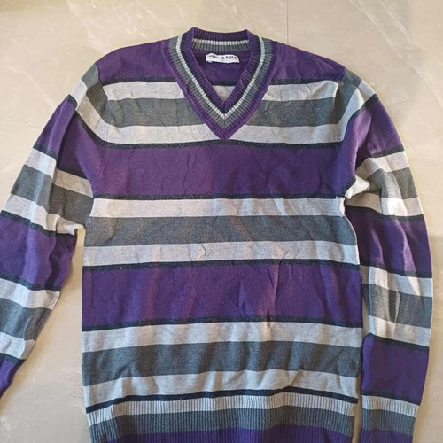Set of size 32 pants and large shirts like new