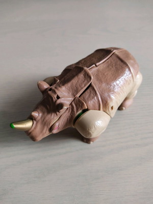 Beast Wars rhinoceros figure like new