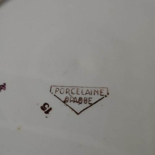 Decorative porcelain plate like new with Lourdes image