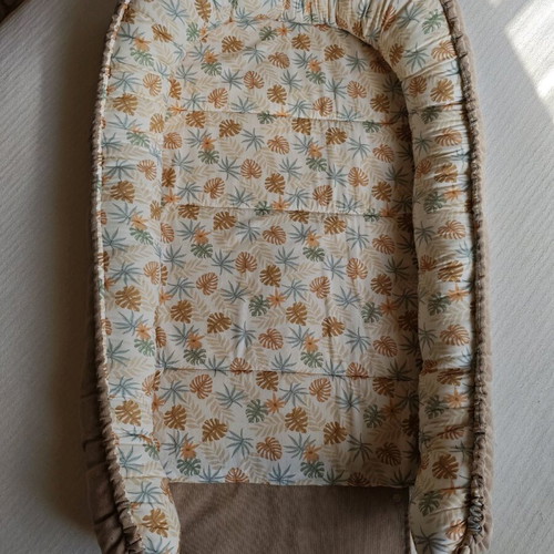 Baby Glory baby nest like new