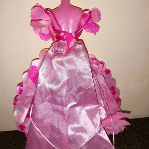 Barbie Blossom Beauty vintage dress used with floral pattern