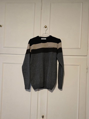 Vittorio Artist men's sweater like new, black and gray, size M