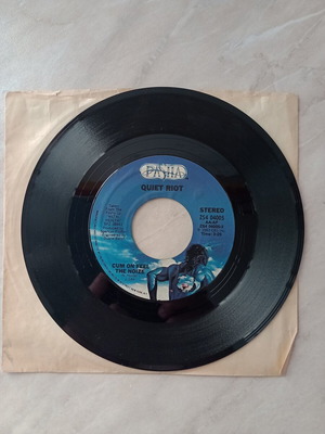 Quiet Riot Cum on Feel The Noise 45rpm single used, metal