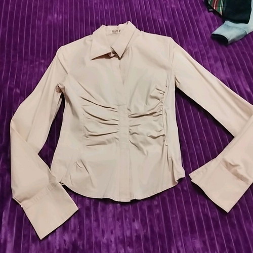 Small salmon wrap shirt like new with gathers