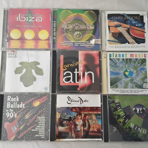 CDs with Greek and foreign music like new, pack of 30