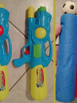Water guns used, pack of 4 with plastic and foam pump models