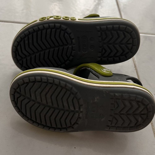 Crocs Crocband Sandal kids size 23-24 used, gray