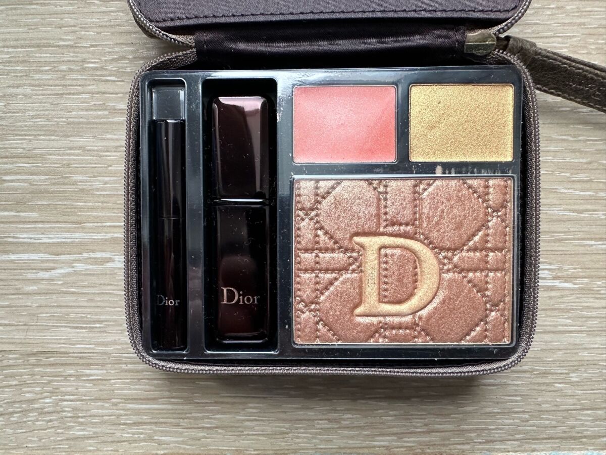 Dior Bronze Sun Couture Makeup travel… - € 125,00 - Vendora.cy