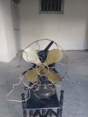 Antique fan used in working condition