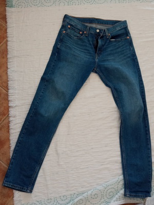 Levi's men's jeans like new, blue