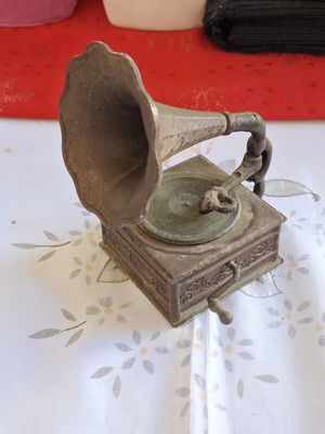 Vintage Durham Industries Gramophone 1976 collectible metal miniature used
