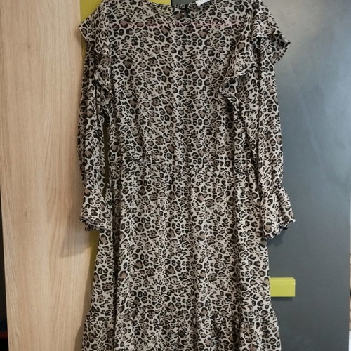 VRS women's dress animal print used, size M/L