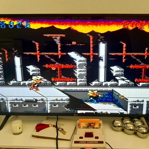 Duck Tales 2 used Famicom TV game with Darkwing Duck 2