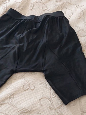 Sports leggings for adductors used, size small