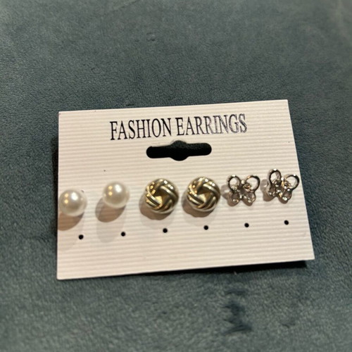 Earring set unused