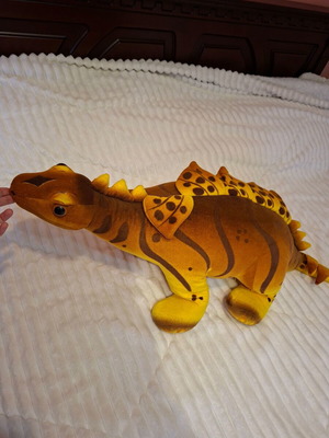 Plush Dinosaur stuffed toy used, soft and high quality