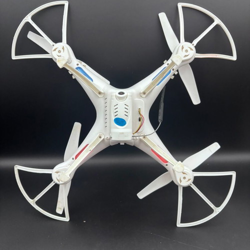Leason LS-126 RC Quadcopter Drone used with white controller