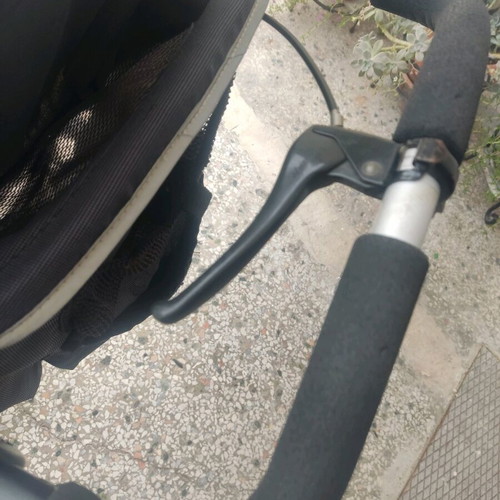 Maclaren baby stroller like new with brake