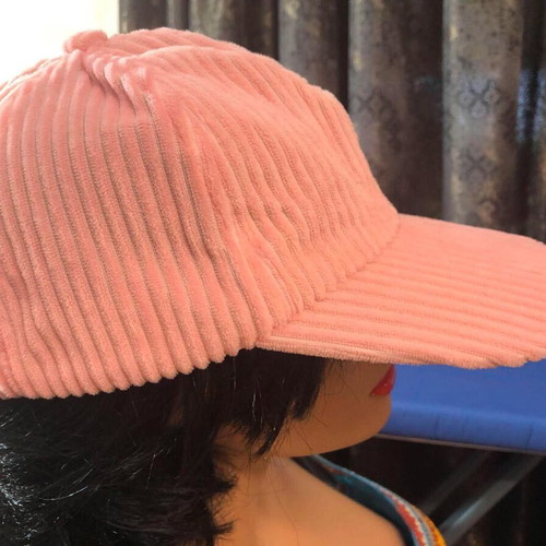 Pink hat like new, sizes M and L, 57 cm