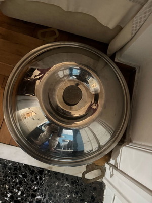 Wok genuine like new for 4 people