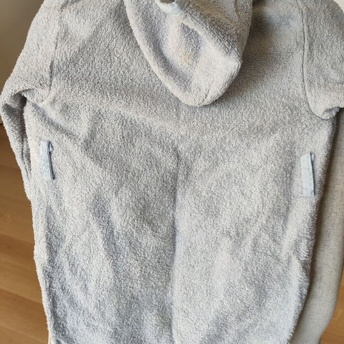 Children's bathrobe used for 1-2 years old without belt