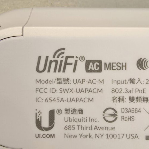 Ubiquiti UniFi UAP-AC-M Access Point